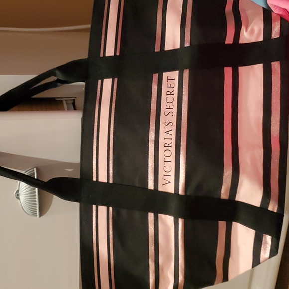  Victoria's Secret Canvas Tote Color Multi Color New : Clothing,  Shoes & Jewelry